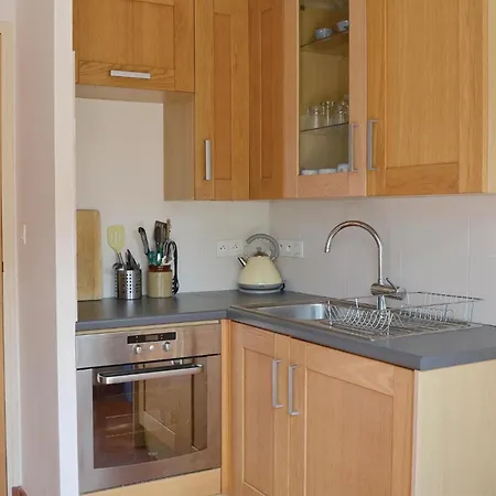 1 Bedroom Gorgeous In